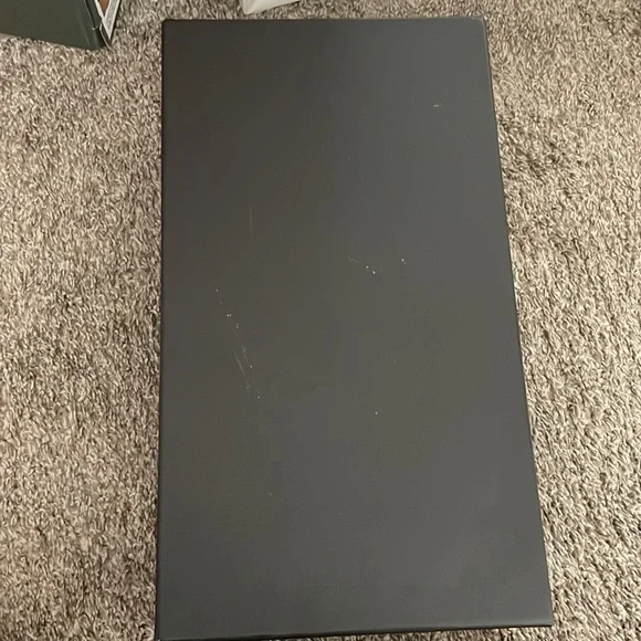 Gucci large Box 8.5 L by 14.5 H by 5.5 W - Picture 4 of 5